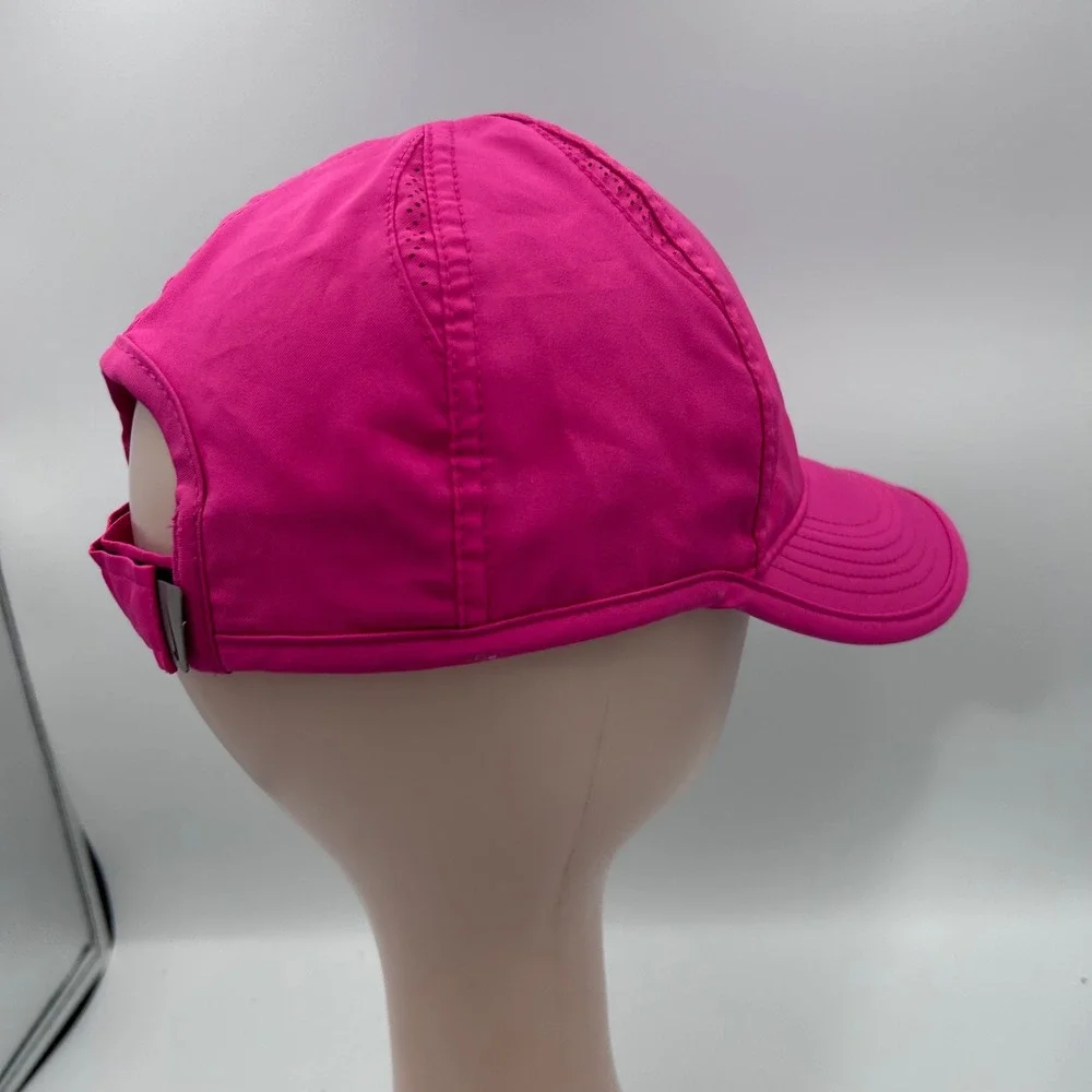 Nike Featherlight Dri-FIT Running Hat Pink Adjustable Tennis Cap Swoosh Logo